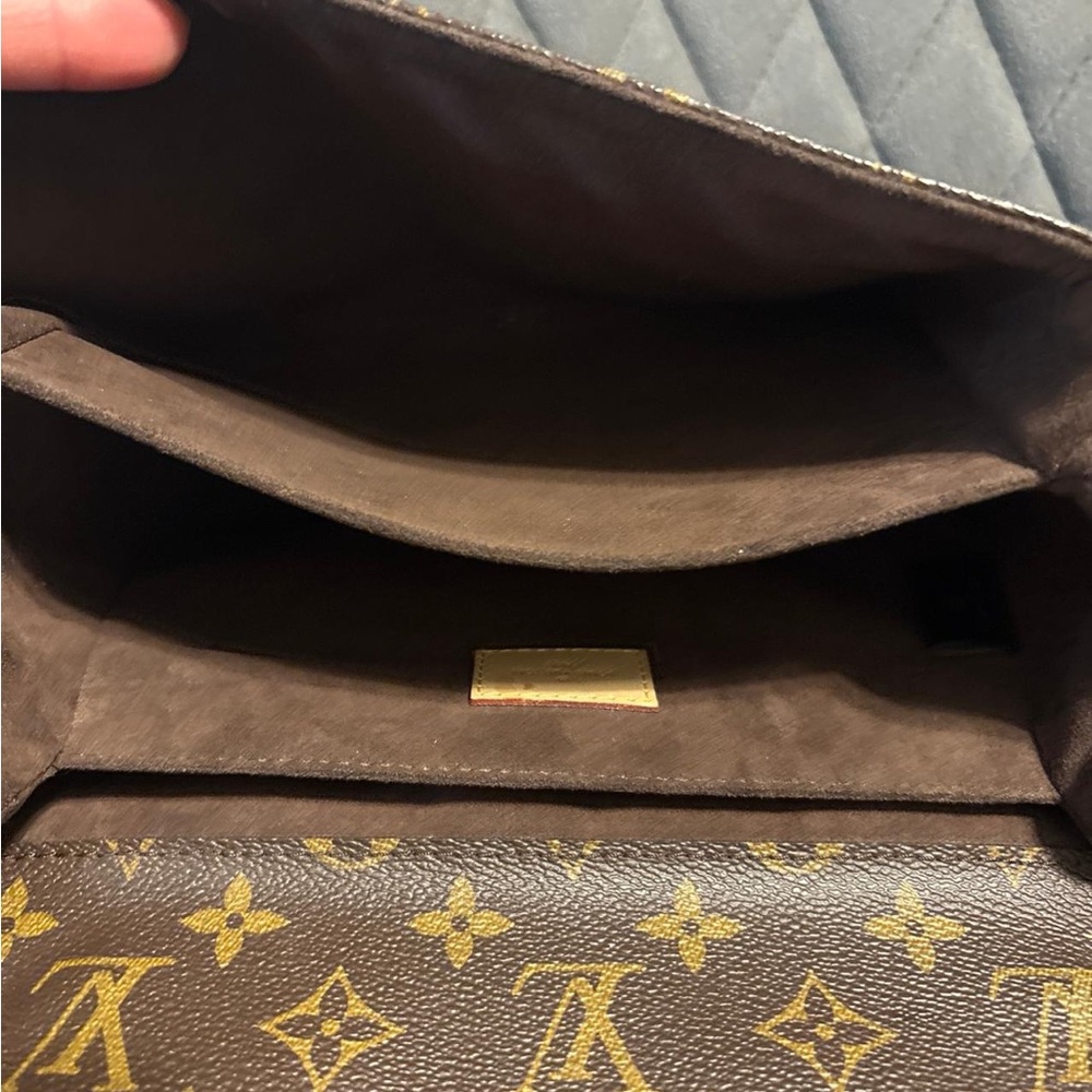 Louis Vuitton Pochette Metis - Picture 5 of 14